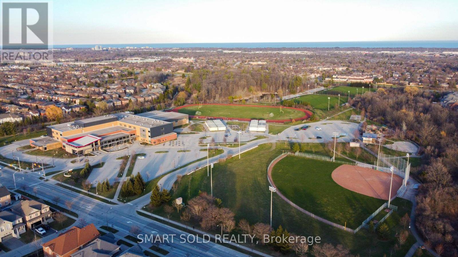 Oakville (wm Westmount), ON L6M0H8,2268 CARM DRIVE