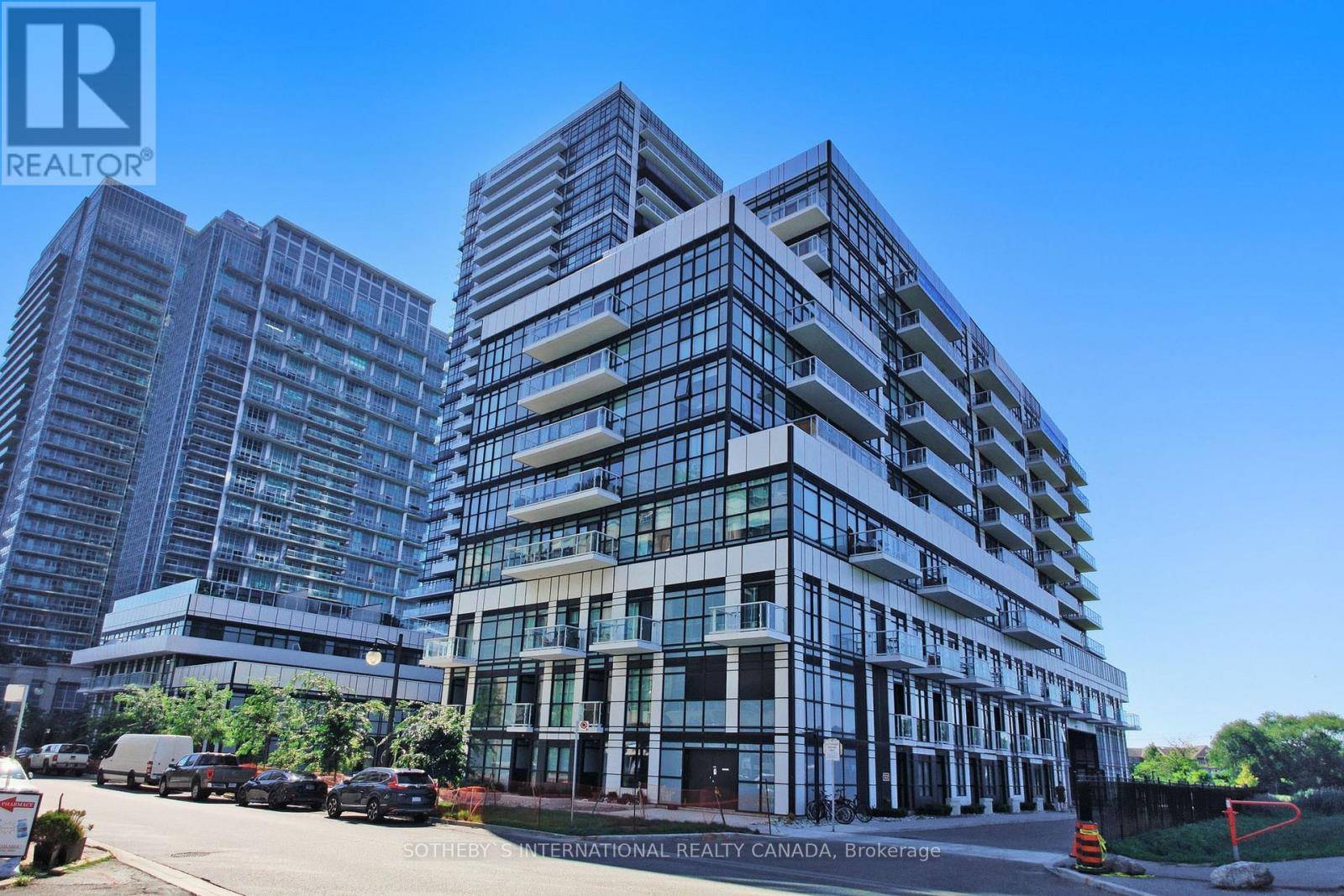Toronto (mimico), ON M8Y0C7,251 Manitoba ST #2011