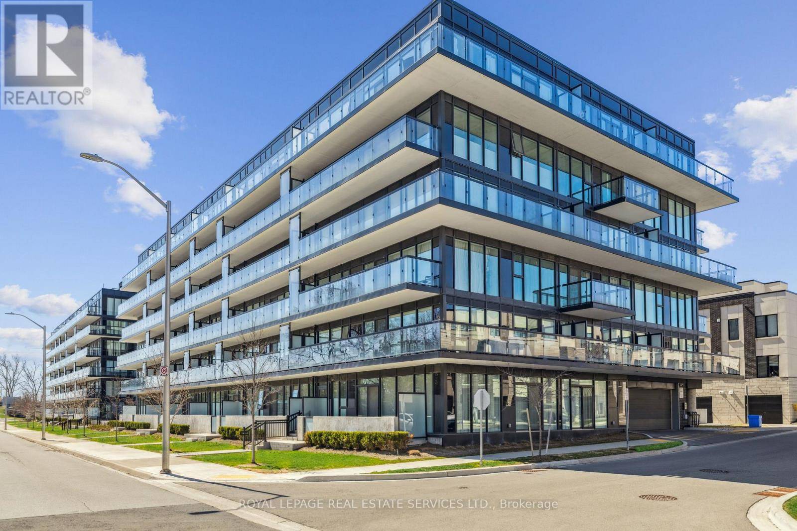 Burlington (lasalle), ON L7T0C7,1119 Cooke BLVD #B429