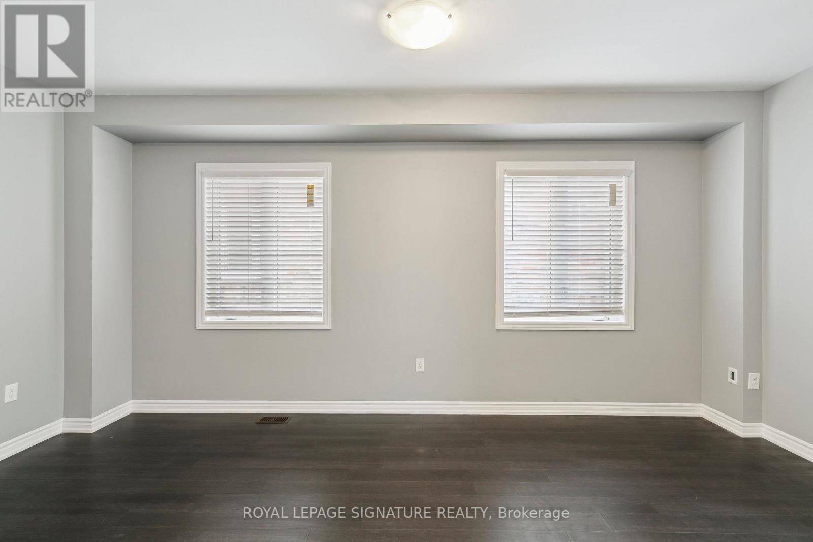 Milton (fo Ford), ON L9E1J1,1466 CHRETIEN STREET