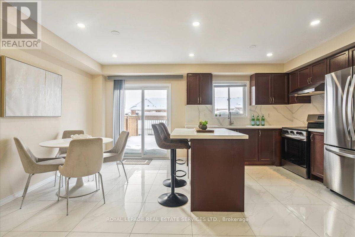 Oakville (wm Westmount), ON L6M0L6,2187 Fiddlers WAY #46