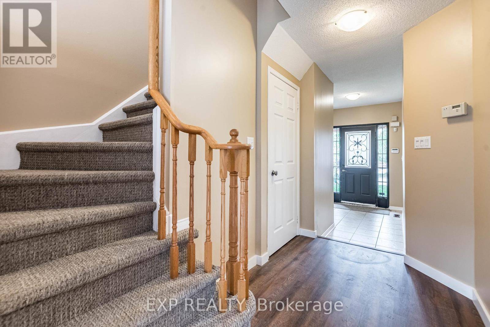 Mississauga (churchill Meadows), ON L5M6P3,5848 QUESTMAN HOLLOW