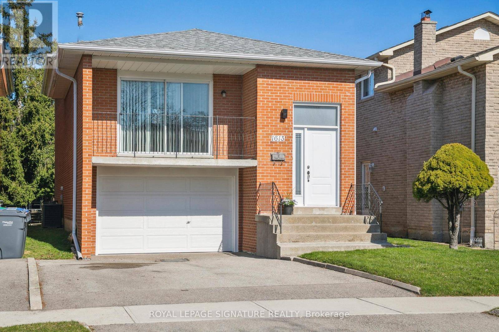 Mississauga (rathwood), ON L4W3H5,1613 LEWES WAY