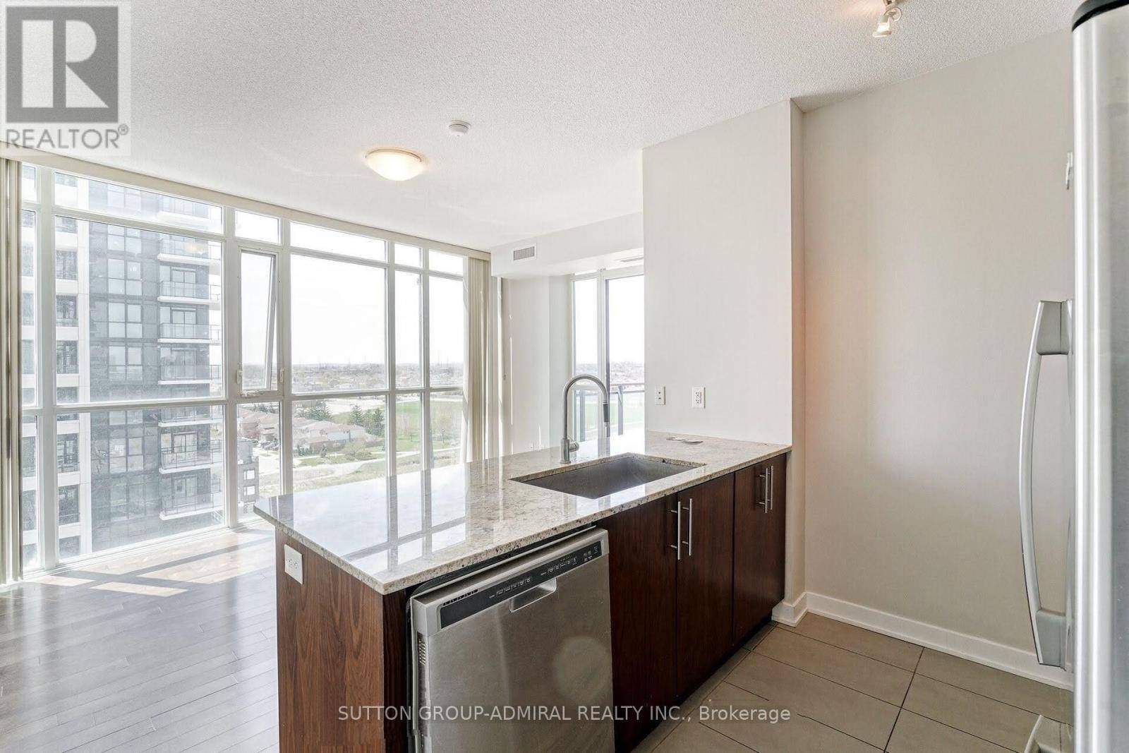 Mississauga (creditview), ON L5B0G2,4099 Brickstone Mews #806