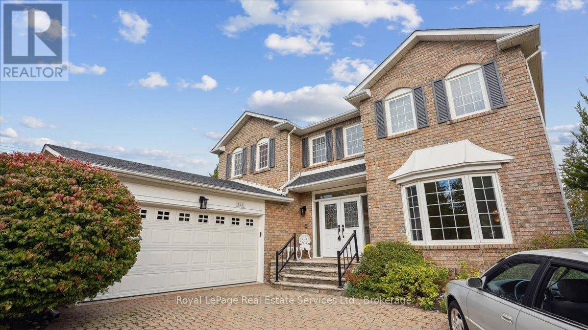 Oakville (fd Ford), ON L6J6N7,524 CHILLINGHAM CRESCENT