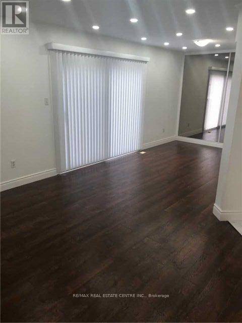 Mississauga (meadowvale), ON L5N1P6,6855 Glen Erin DR #6