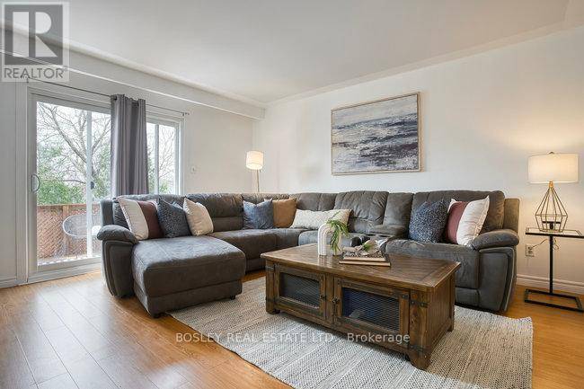 Brampton (brampton North), ON L6V3T9,8 THORSBY COURT