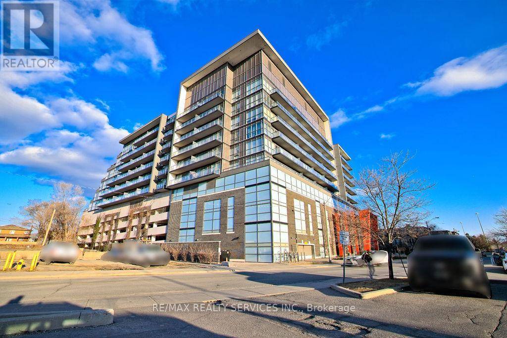 Toronto (downsview-roding-cfb), ON M3M0B3,15 James Finlay WAY #1021