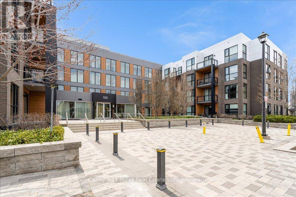 Oakville (go Glenorchy), ON L6H0W3,150 Sabina DR #301