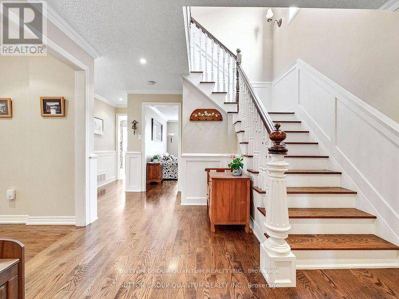 Mississauga (erin Mills), ON L5L3G3,2113 FOLKWAY DRIVE