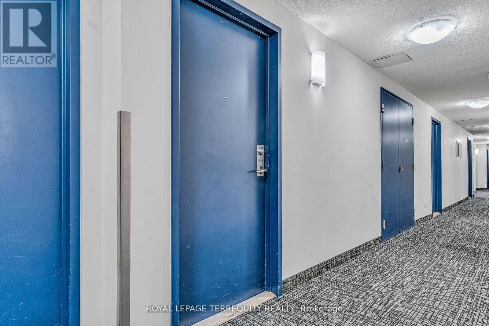 Toronto (weston), ON M9N0A2,2464 Weston RD #1014