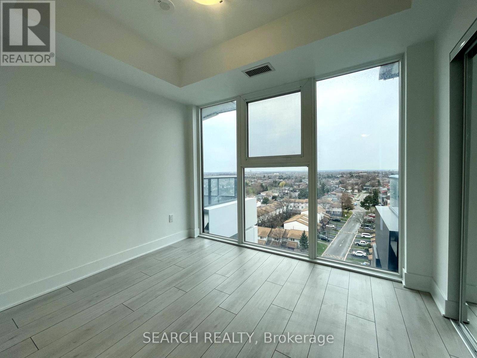 Brampton (fletcher's Creek South), ON L6Y0B5,260 Malta AVE #1010