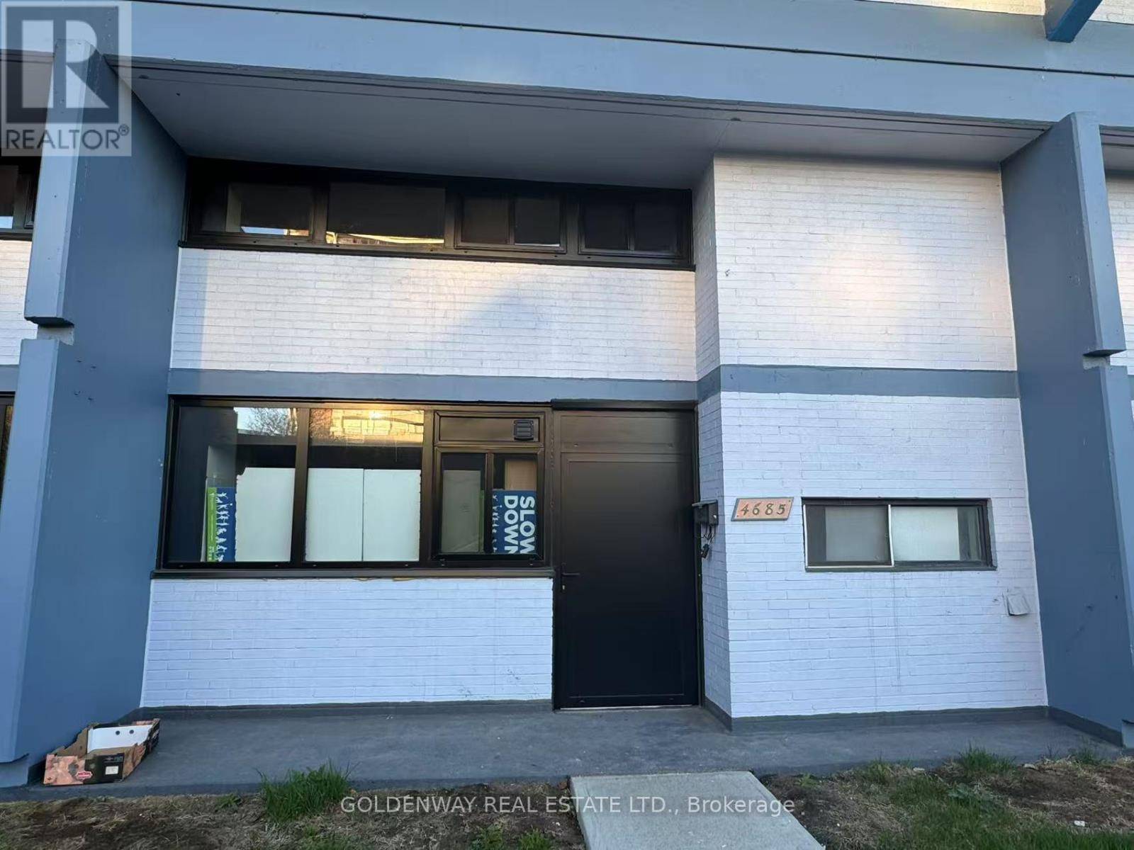 Toronto (black Creek), ON M3N2K8,4685 Jane ST #135