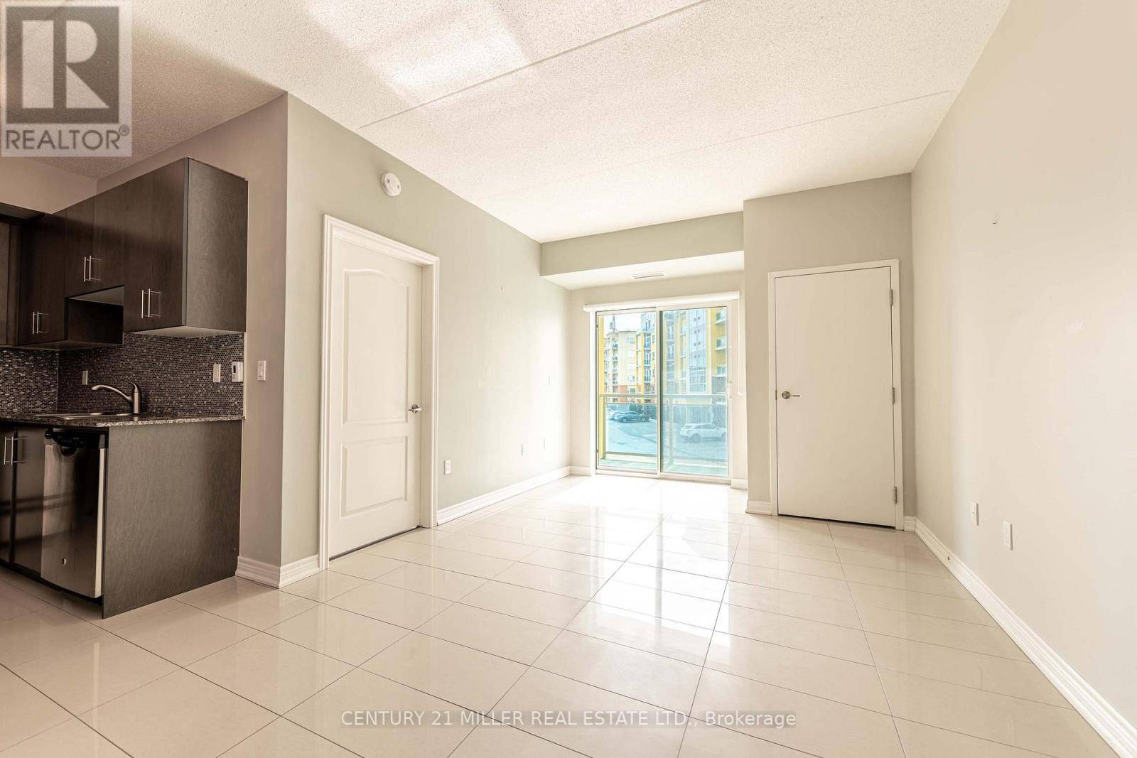 Milton (cl Clarke), ON L9T2N4,1421 Costigan RD #212