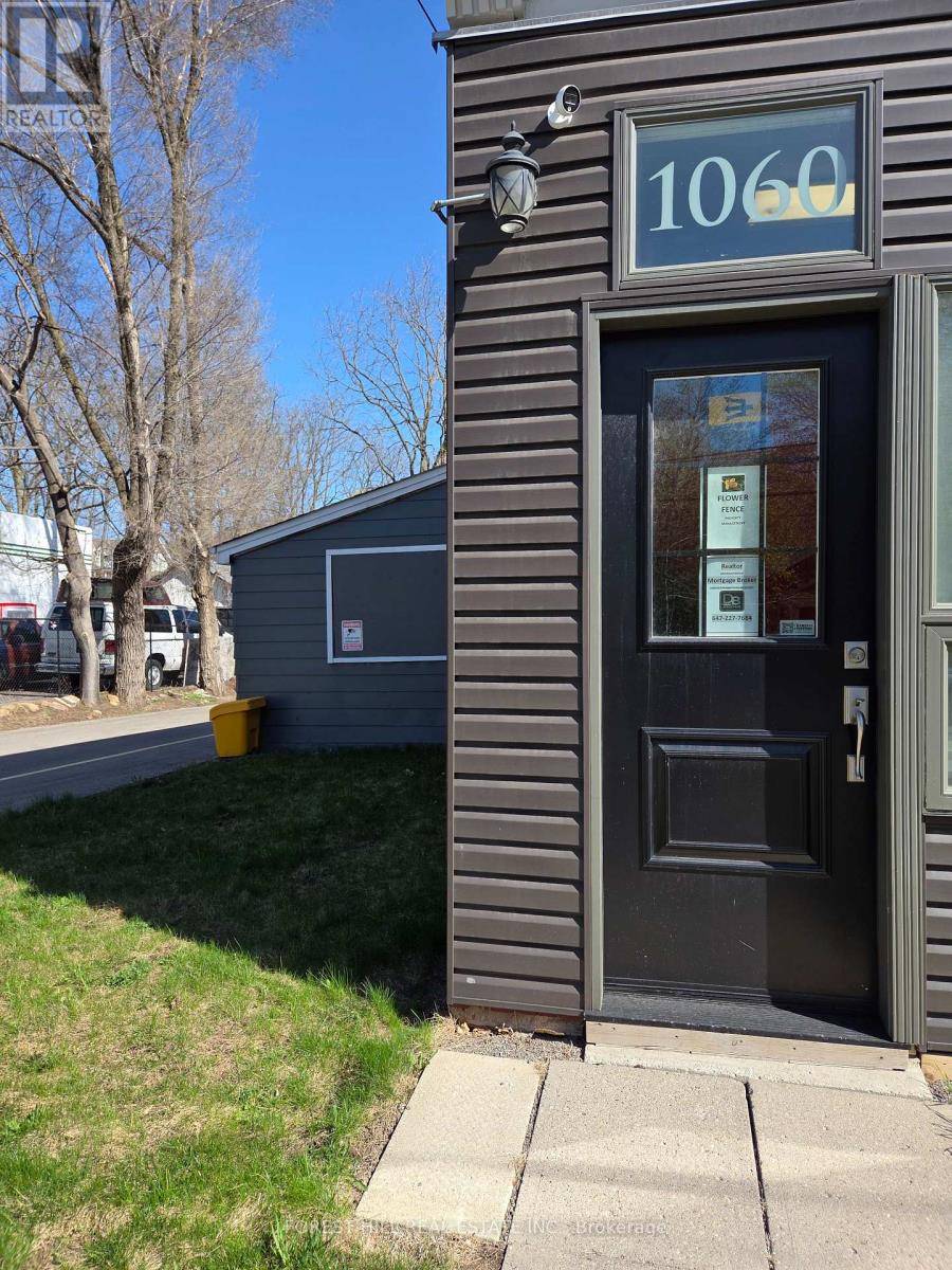 Mississauga (meadowvale), ON L5W1A1,1060 Old Derry RD #Main Flr