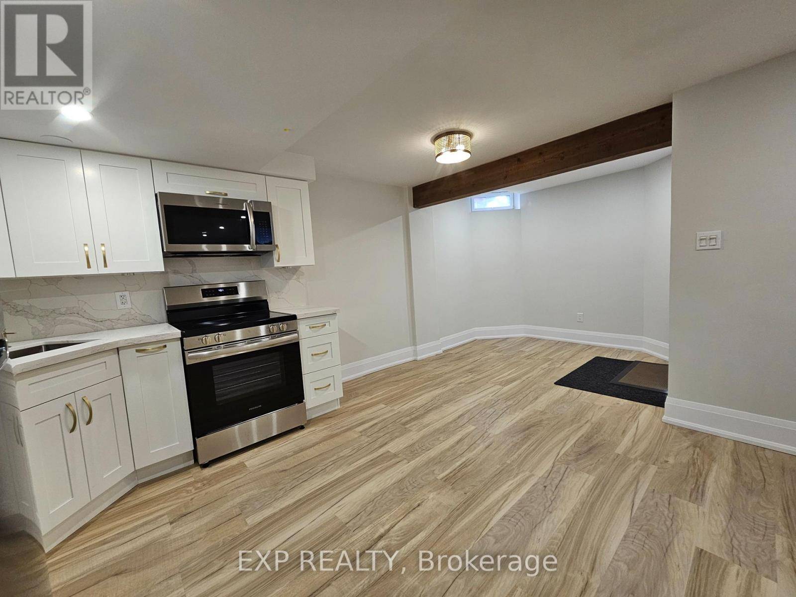 Oakville (br Bronte), ON L6L0A8,3331 WHILABOUT TERRACE S