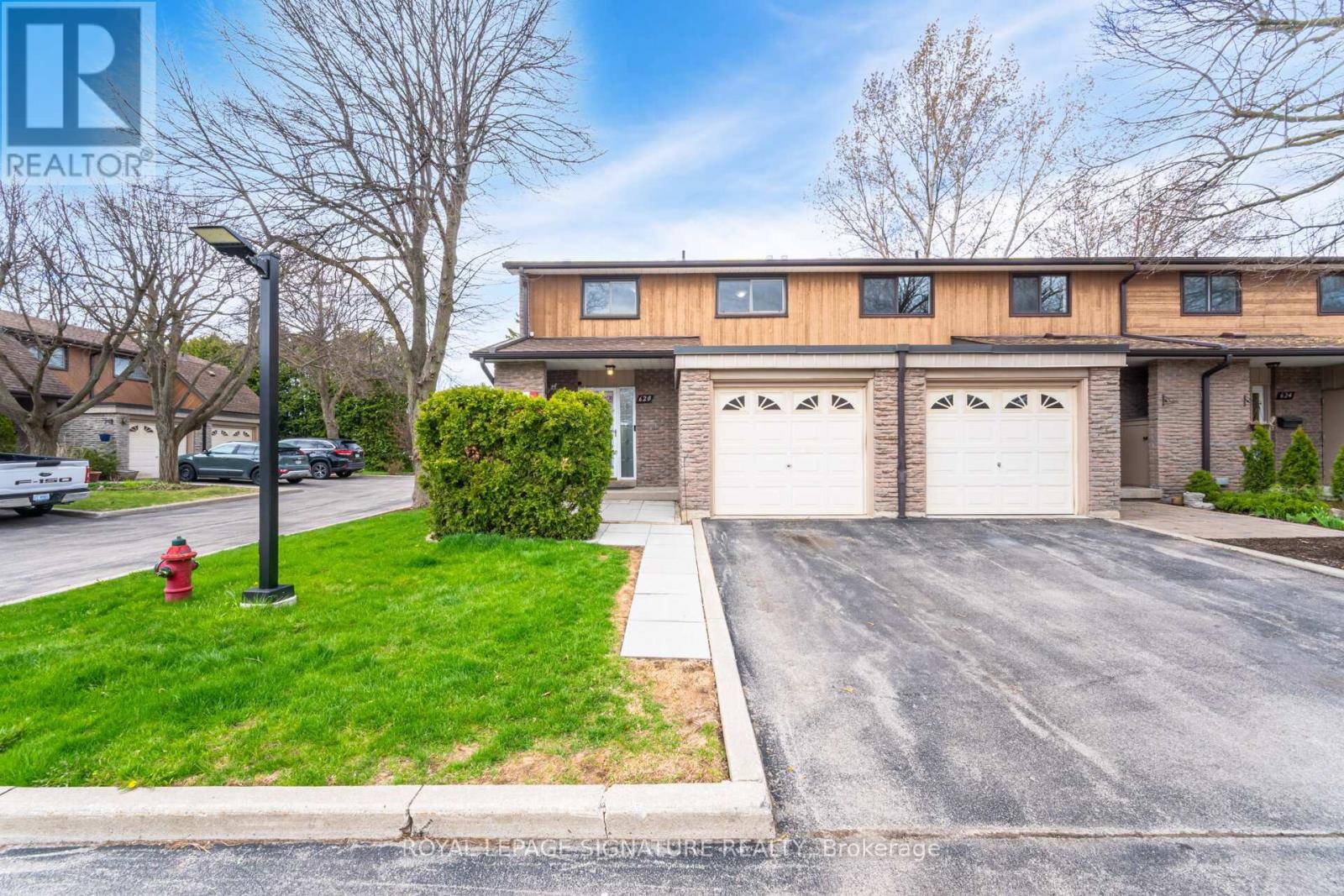 Burlington (appleby), ON L7L4K5,620 FORESTWOOD CRESCENT