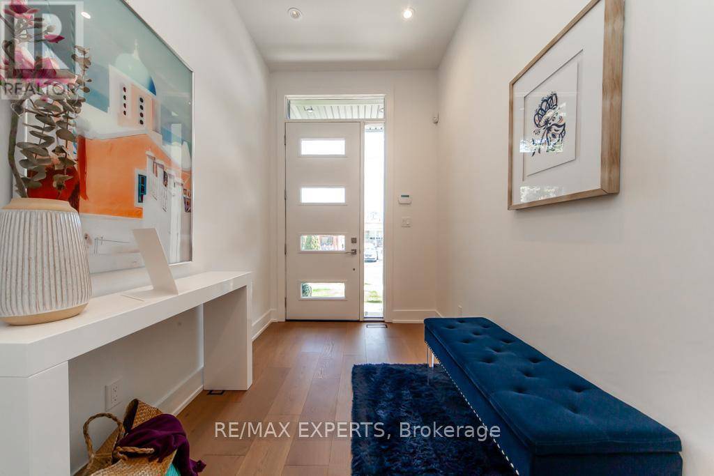 Toronto (long Branch), ON M8V3N8,68 TWENTY FOURTH STREET