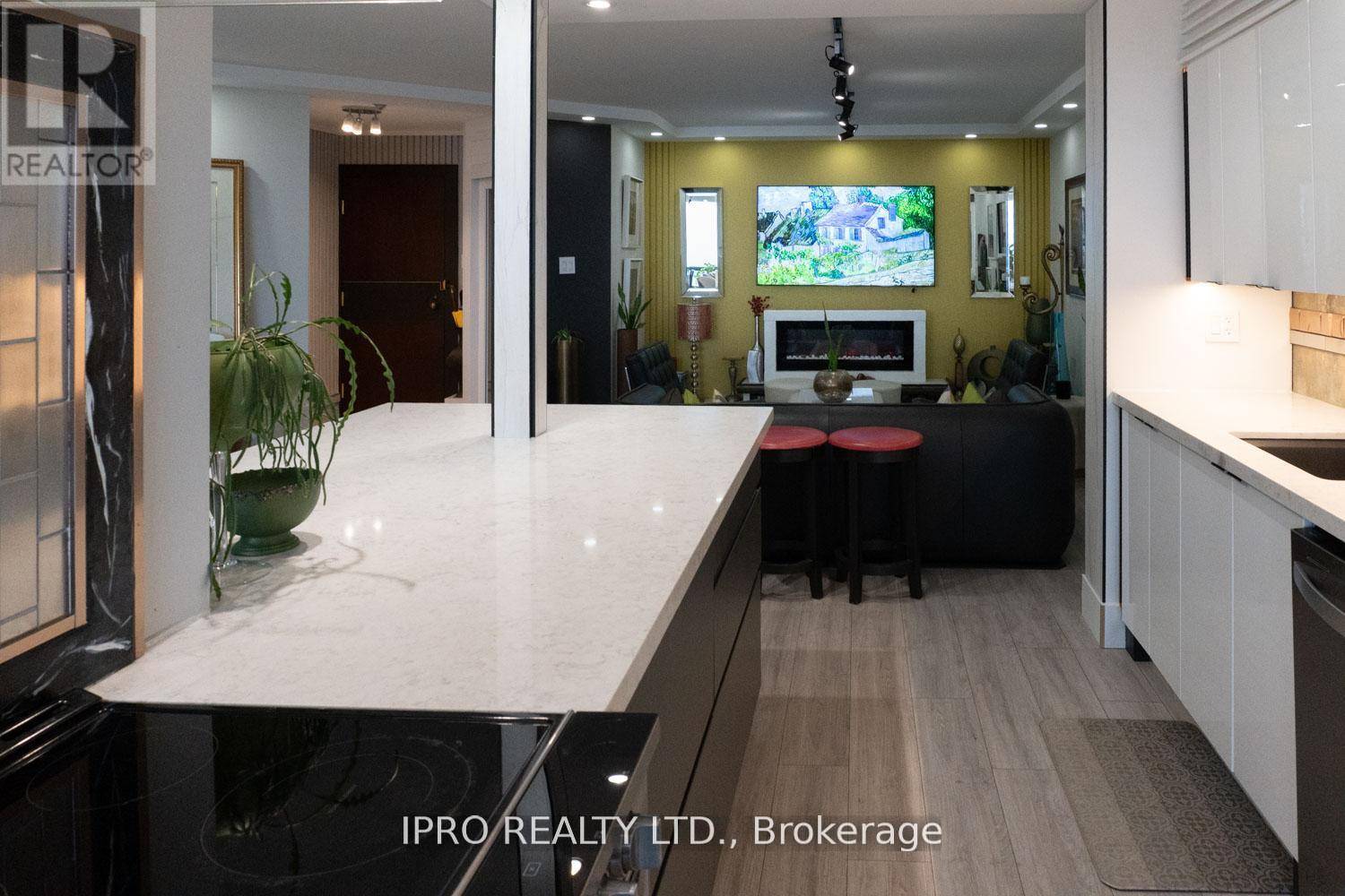 Toronto (islington-city Centre West), ON M9A5C4,1300 Islington AVE #2403