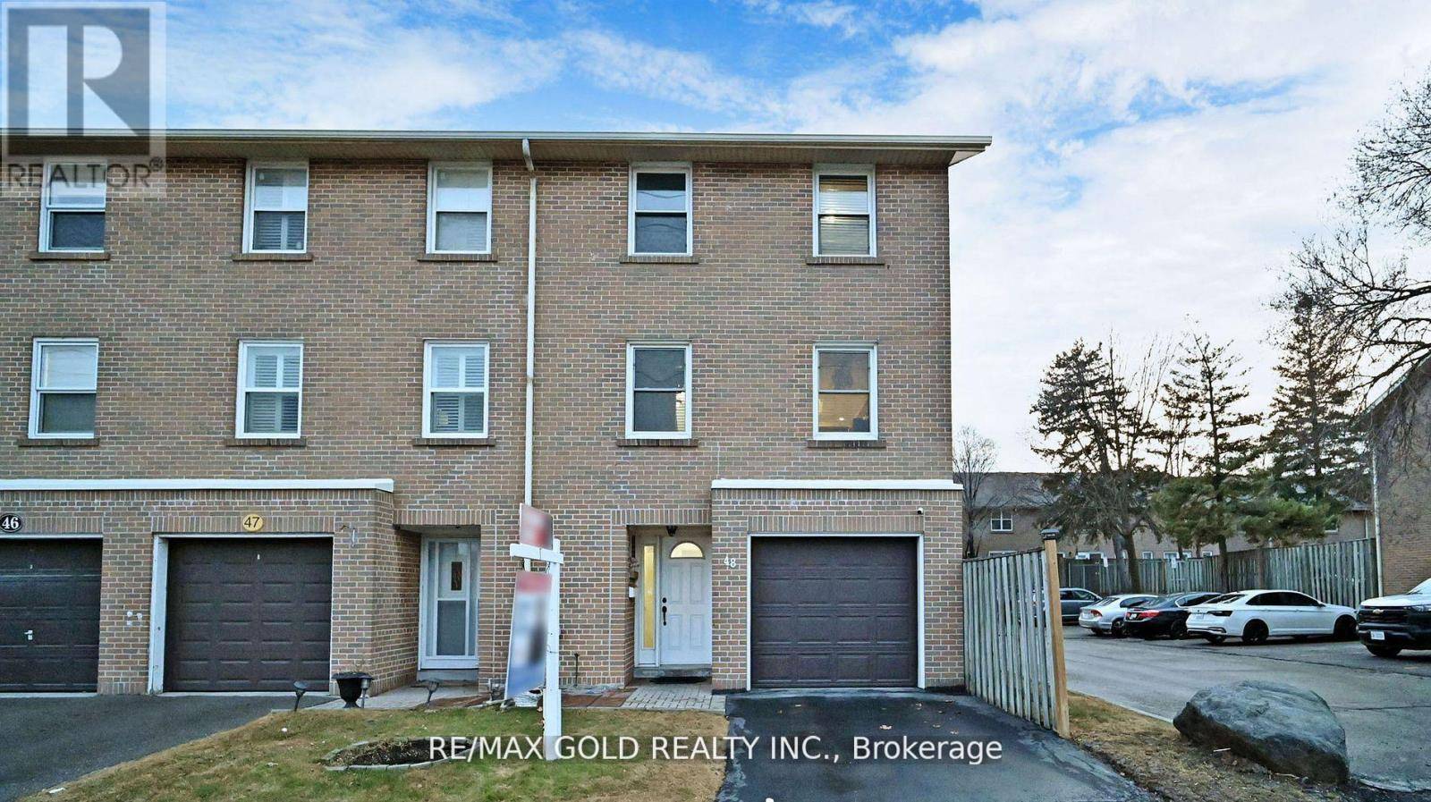 Mississauga (malton), ON L4T2S7,7255 Dooley DR #48