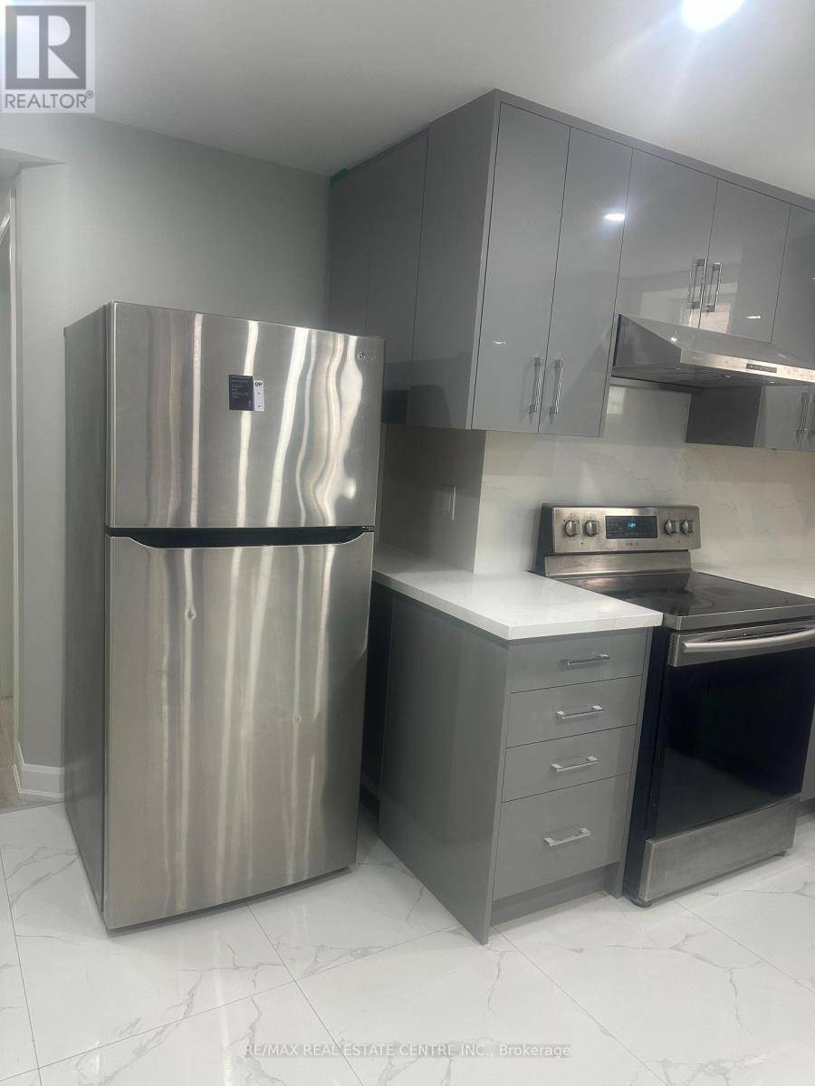 Mississauga (east Credit), ON L5M7W1,1529 Portsmouth PL #BSMT