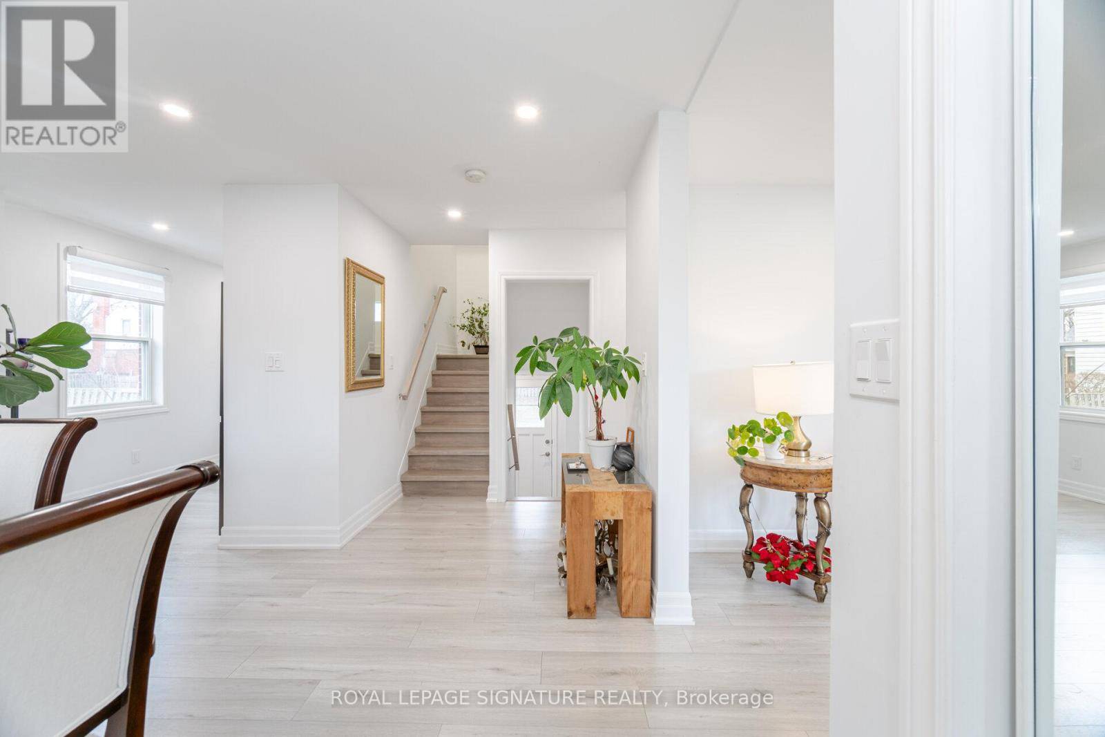 Mississauga (lakeview), ON L4Y1R2,2015 STANFIELD ROAD
