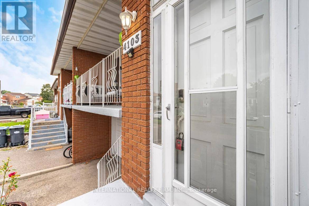 Mississauga (rathwood), ON L4Z1J4,4103 CLEVEDON DRIVE
