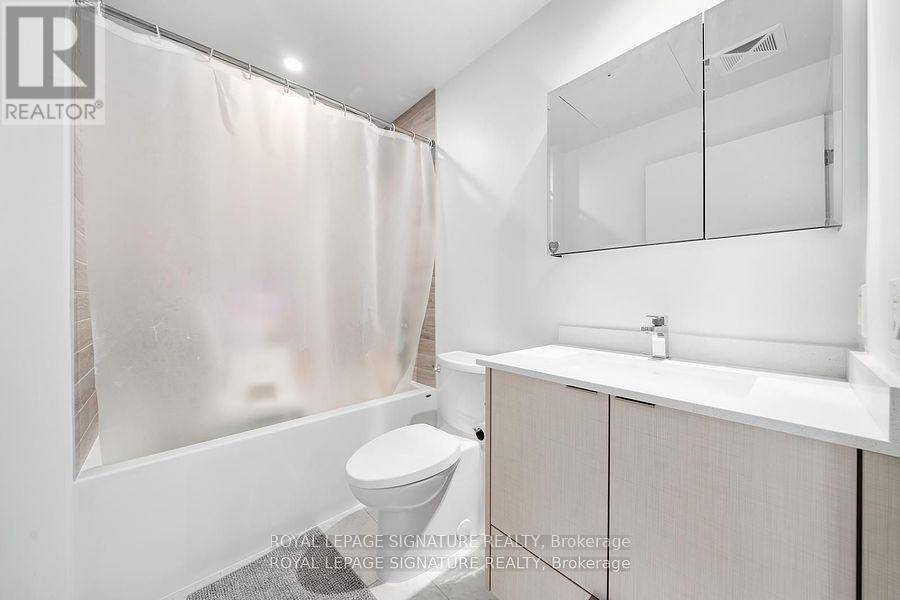 Toronto (high Park-swansea), ON M6S0B1,1928 Lake Shore BLVD West #2115