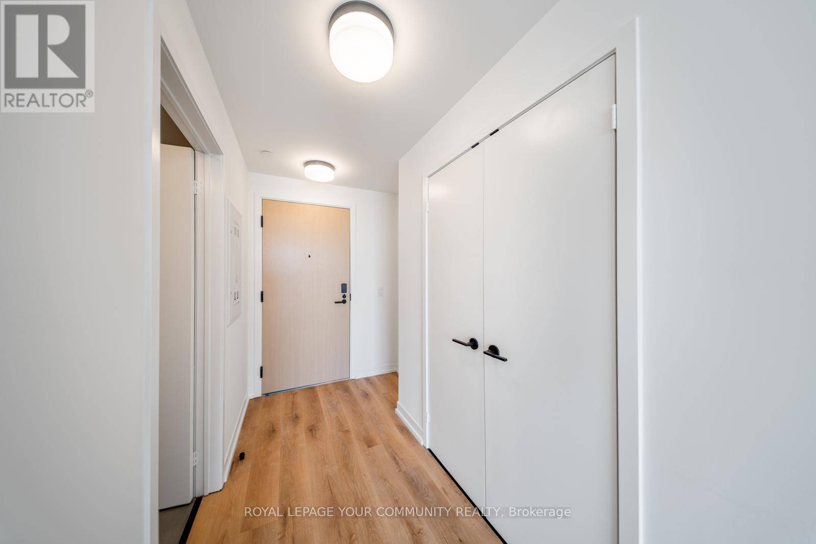 Toronto (yorkdale-glen Park), ON M6A2V1,5 York Garden WAY #603