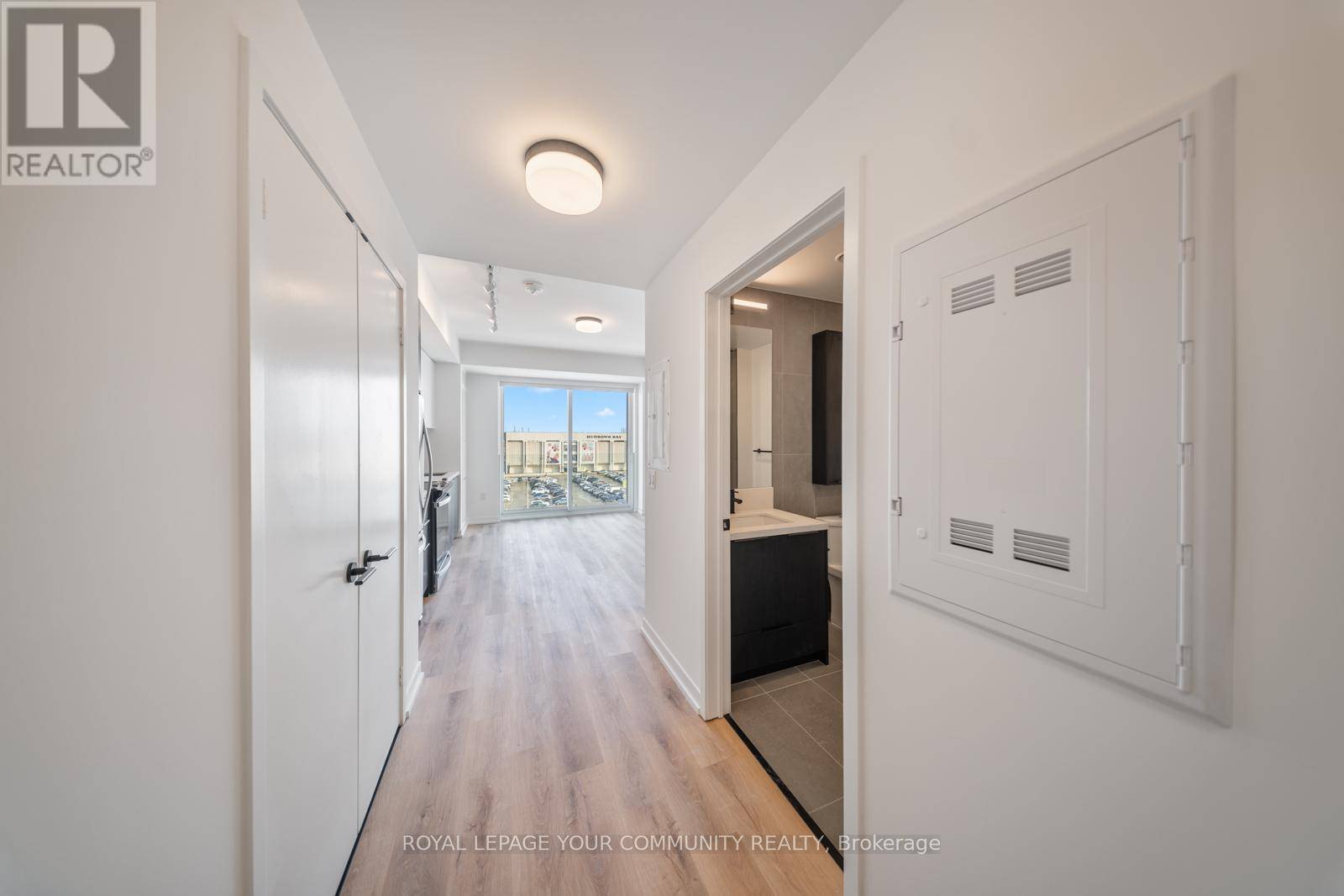 Toronto (yorkdale-glen Park), ON M6A2V1,5 York Garden WAY #603