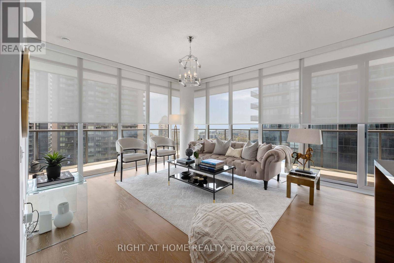 Toronto (mimico), ON M8Y0B6,90 Park Lawn RD #2205