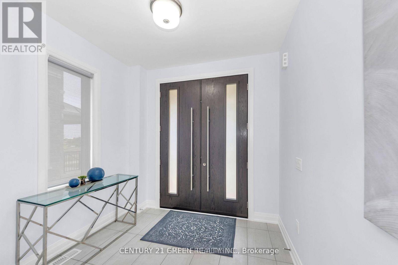 Oakville (go Glenorchy), ON L6H3R1,4128 HILLSBOROUGH CRESCENT