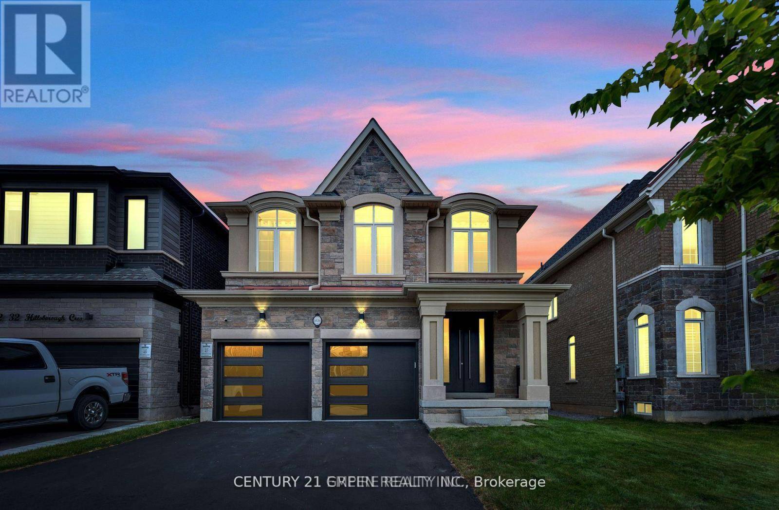 Oakville (go Glenorchy), ON L6H3R1,4128 HILLSBOROUGH CRESCENT