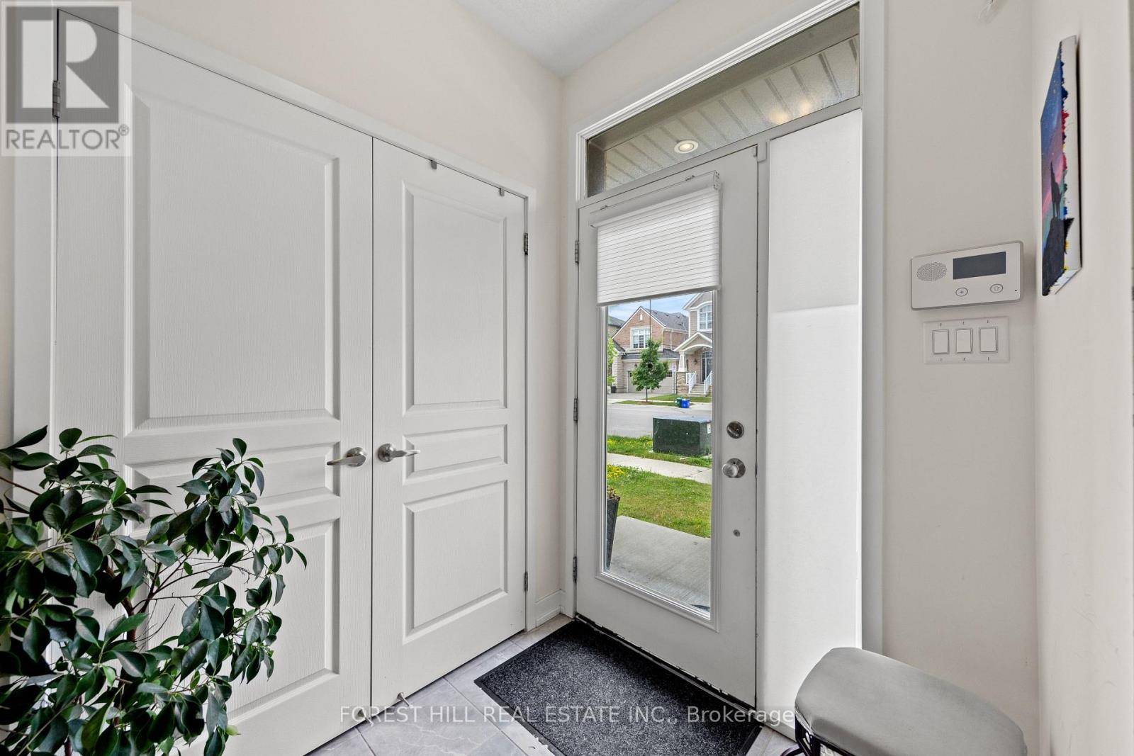 Oakville (go Glenorchy), ON L6H0N8,3145 ERNEST APPLEBE BOULEVARD