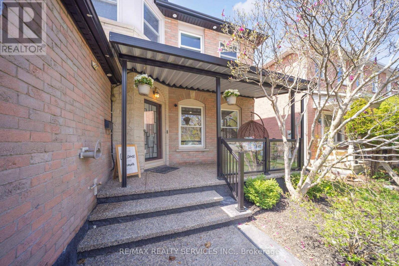 Brampton (westgate), ON L6S5L1,24 NEVILLE CRESCENT