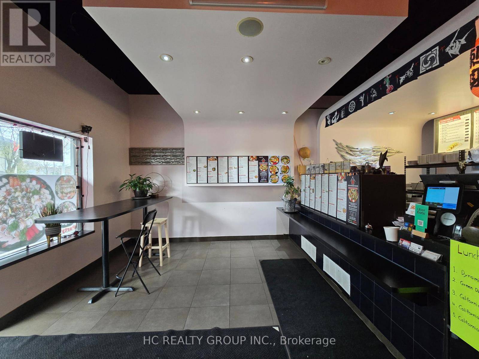 Mississauga (lakeview), ON L5G1J5,645 Lakeshore RD East #4