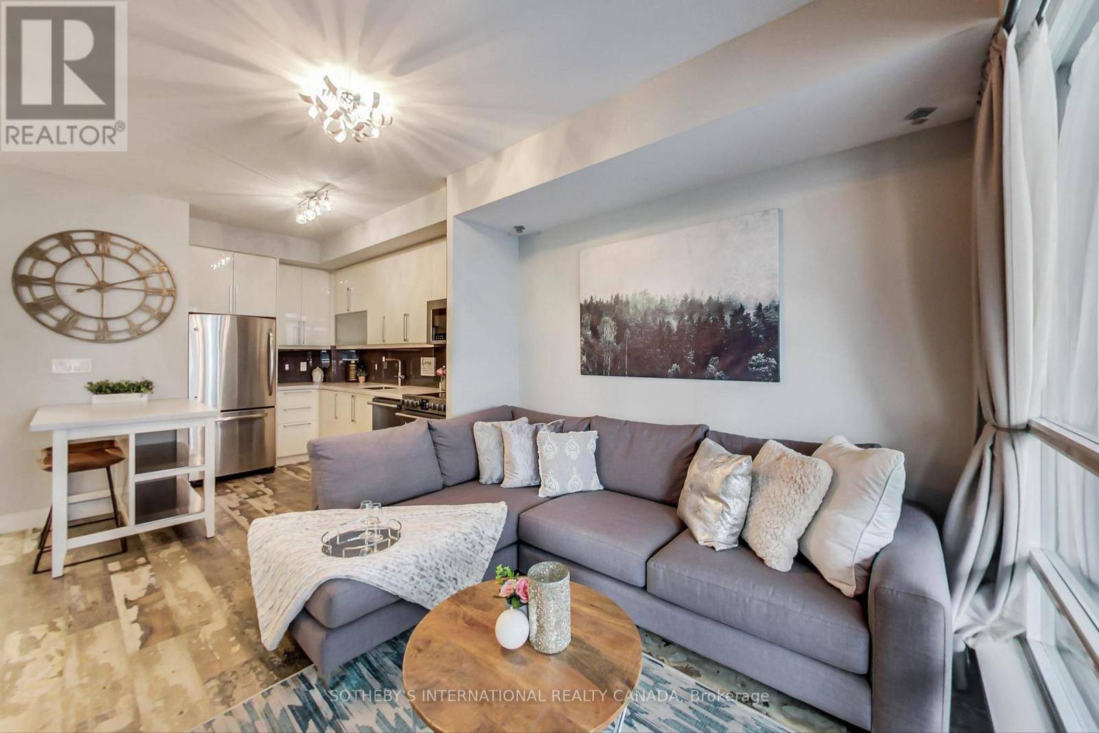 Toronto (mimico), ON M8V0A5,16 Brookers LN #407
