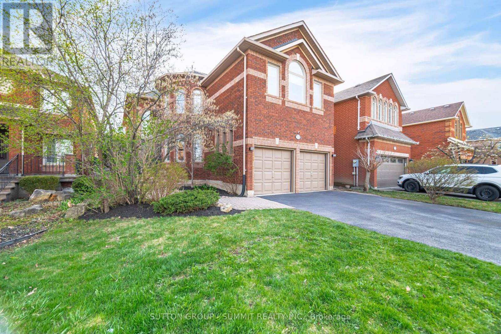 Halton Hills (georgetown), ON L7G5P7,19 MILLER DRIVE