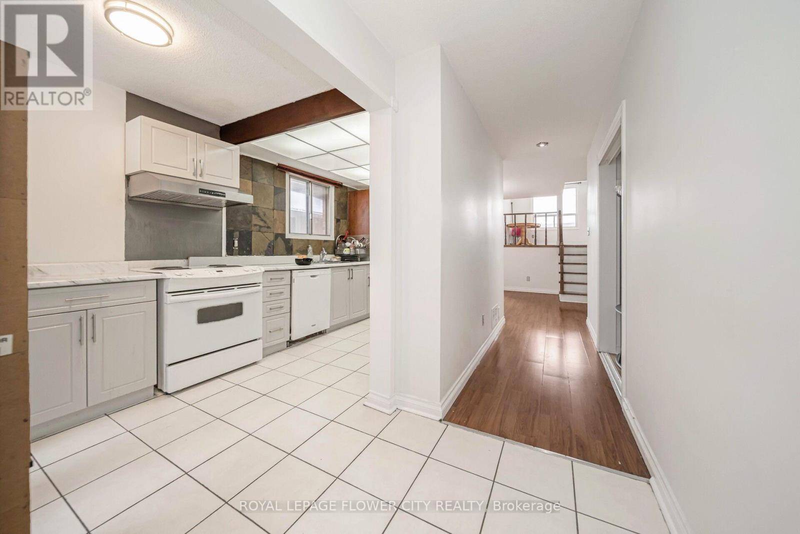 Brampton (madoc), ON L6V3P6,433 HANSEN ROAD N