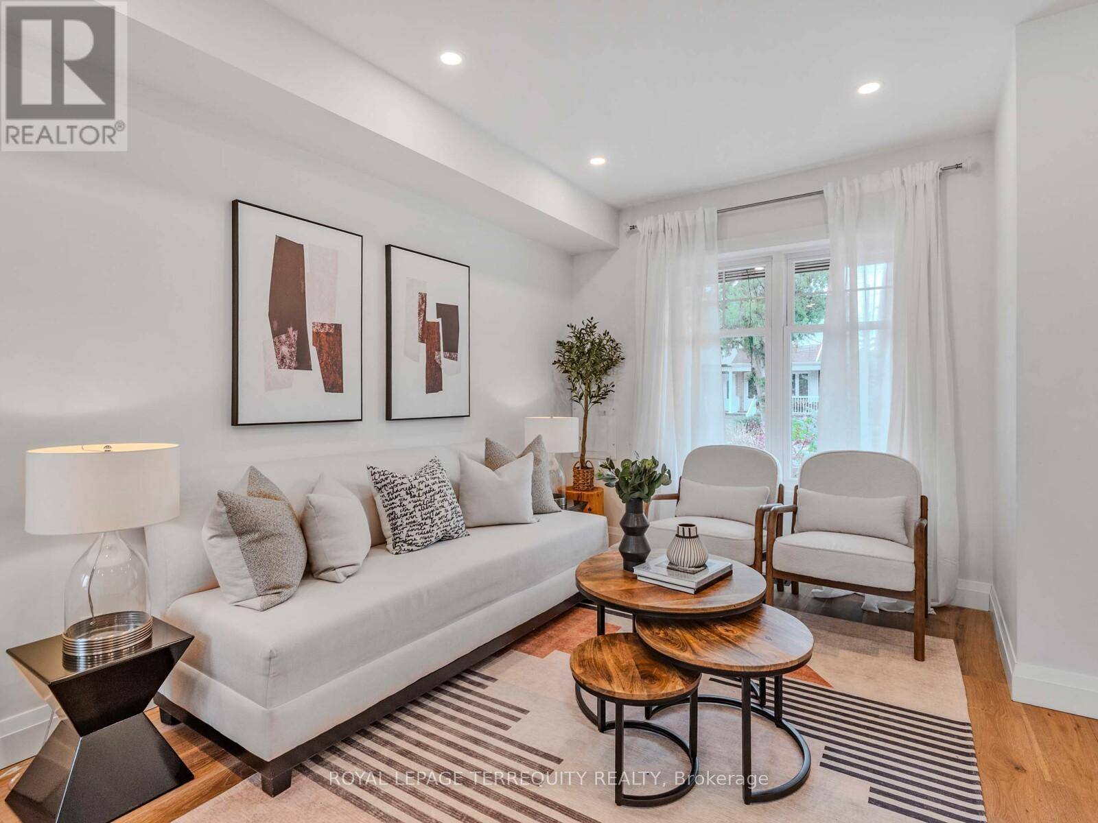 Toronto (corso Italia-davenport), ON M6E3T7,113 SELLERS AVENUE