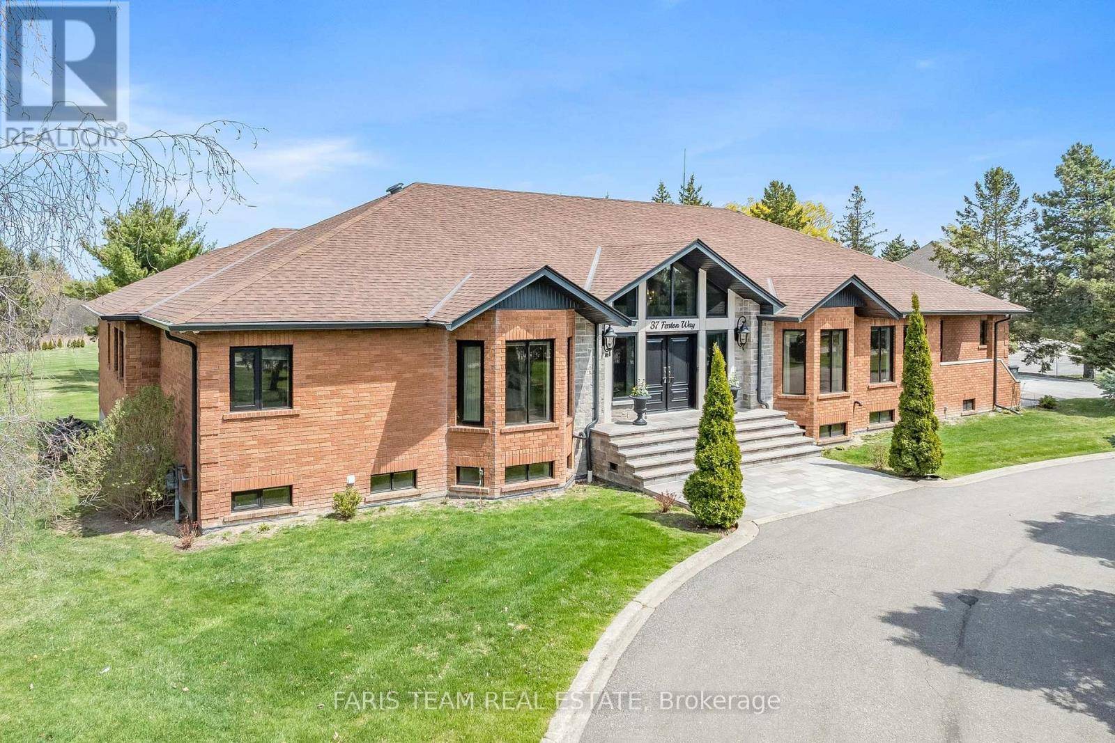 Brampton (toronto Gore Rural Estate), ON L6P0P4,37 FENTON WAY