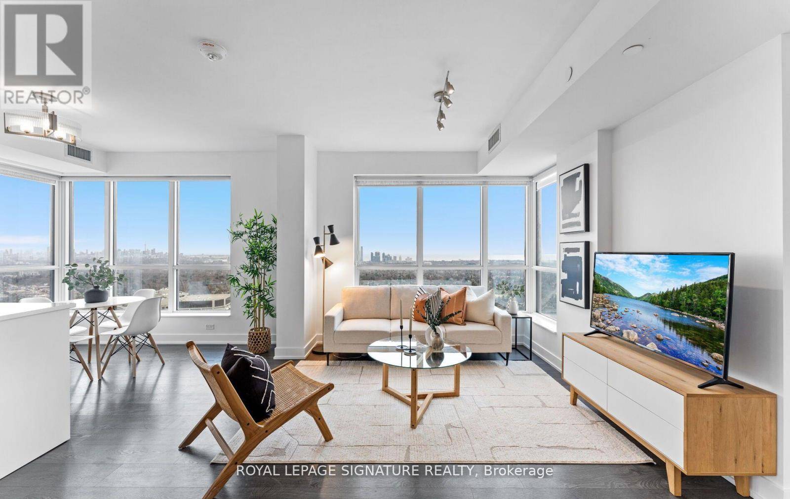 Toronto (islington-city Centre West), ON M9A0C9,7 Mabelle AVE #4008
