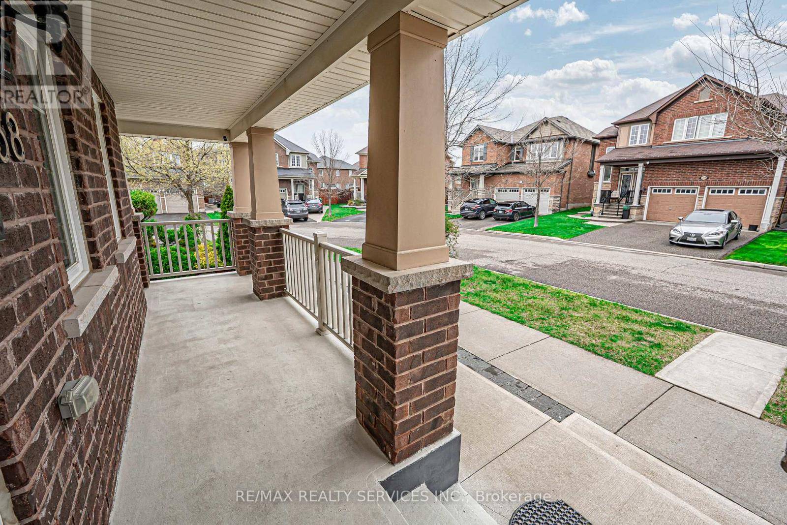 Brampton (northwest Brampton), ON L7A0V2,38 ARKWRIGHT DRIVE
