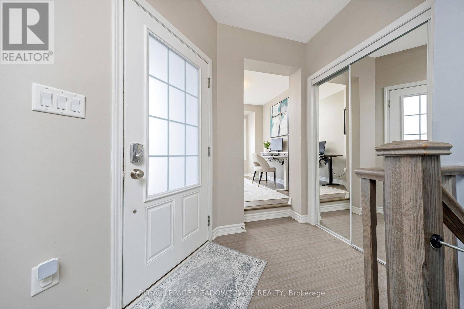Milton (co Coates), ON L9T2Y4,307 YATES DRIVE