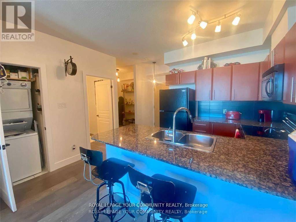 Mississauga (city Centre), ON L5B0C1,3515 Kariya DR #1603