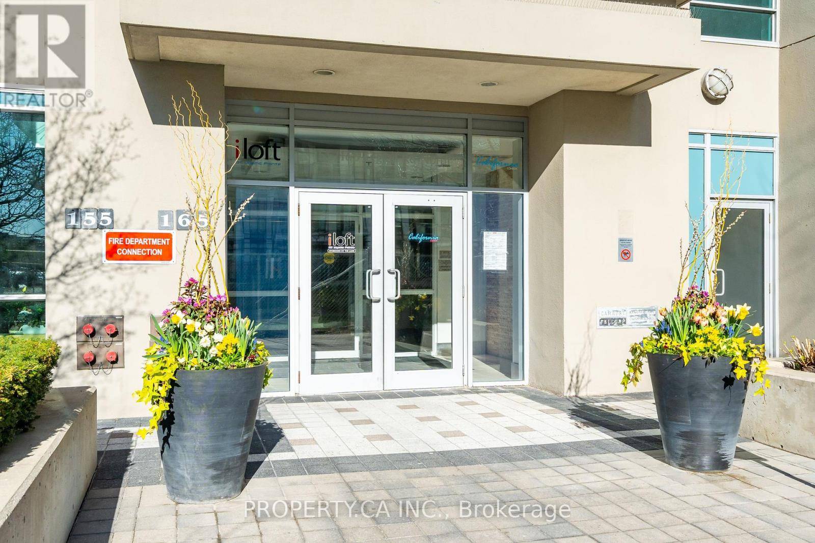 Toronto (mimico), ON M8Y0B3,165 Legion RD North #1632