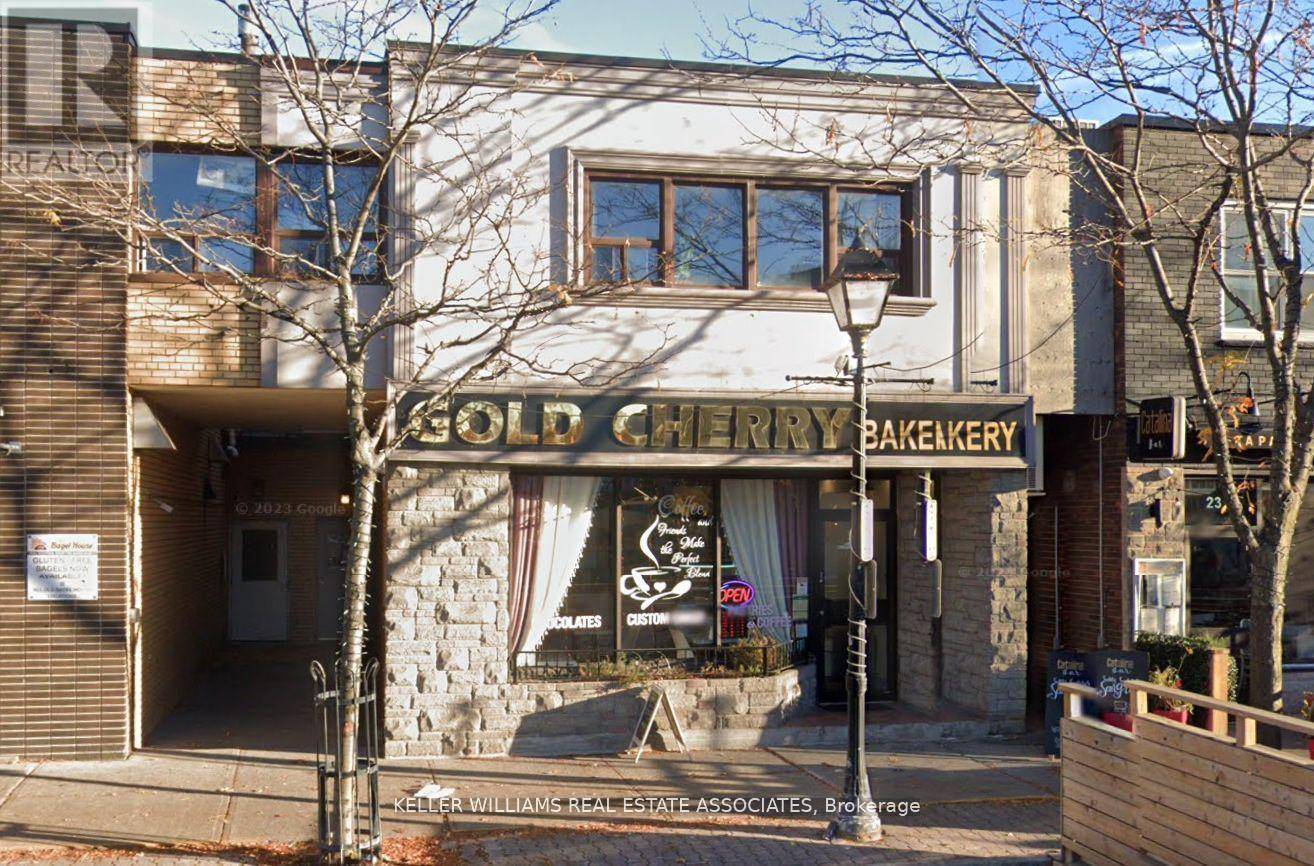 Mississauga (port Credit), ON L5G1G8,233 LAKESHORE ROAD E