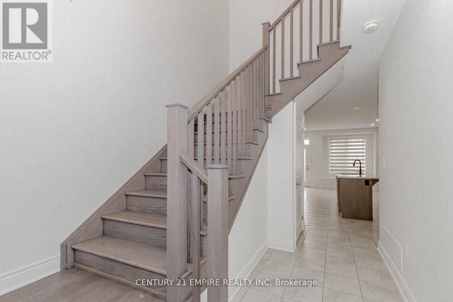 Caledon, ON L7C0Y9,90 Eberly Woods DR #Main