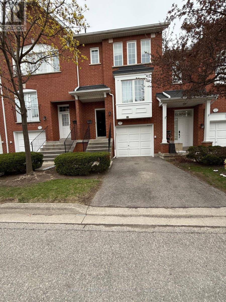 Mississauga (east Credit), ON L5M6G1,1591 South Parade CT #37