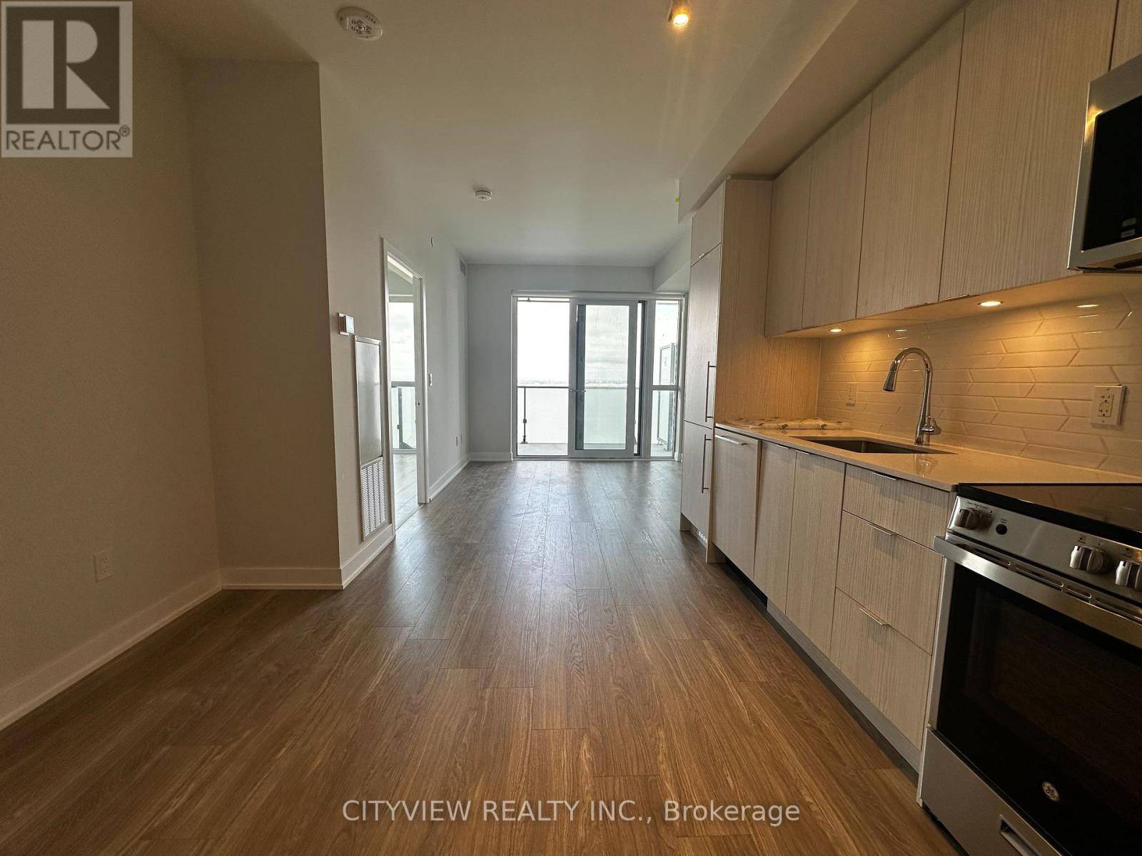 Mississauga (city Centre), ON L5B0L6,430 Square One DR #2909